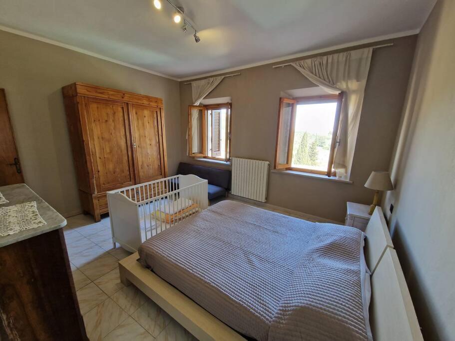 Casa Elena In Chianni Villa ภายนอก รูปภาพ